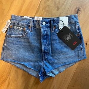 Levi’s 501 micro short. Size 27 NWT